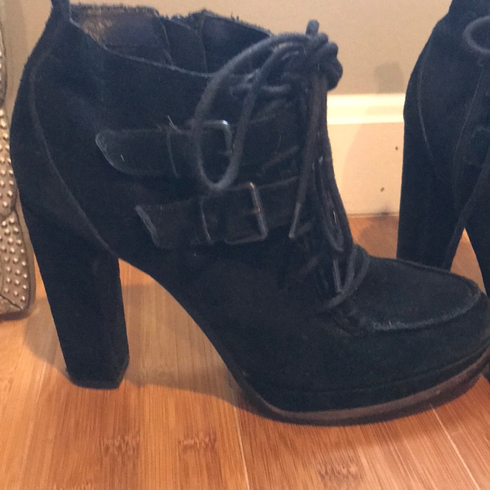 Booties - Picture 4 of 4